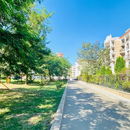 Bratanov Harmony Dream Island * ساني بيتش