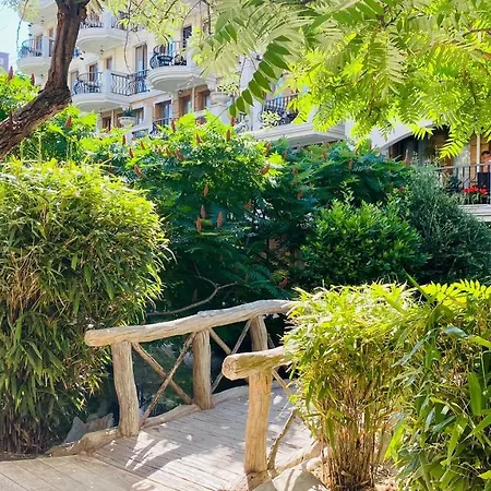 Bratanov Harmony Dream Island شقة