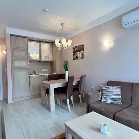 Bratanov Harmony Dream Island ساني بيتش