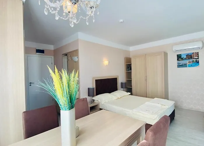 Bratanov Harmony Dream Island * Napospart